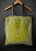 RTH SIMPLE TOTE - CLASSIC BANDANA - OLIVE W/ BLACK TRIM