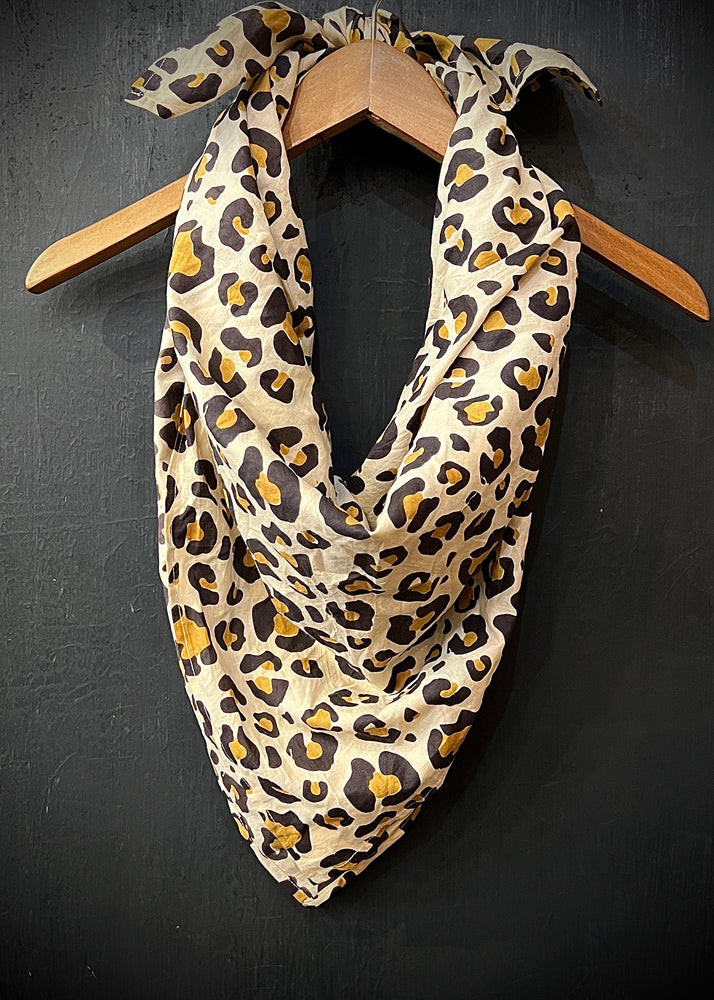 RTH BIG MAGIC KERCHIEF - TAN LEOPARD